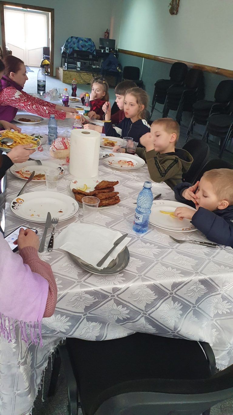 Zusammenarbeit mit Sozialwerken 34 WhatsApp Image 2022 03 04 at 10.57.33 PM 768x1365 1